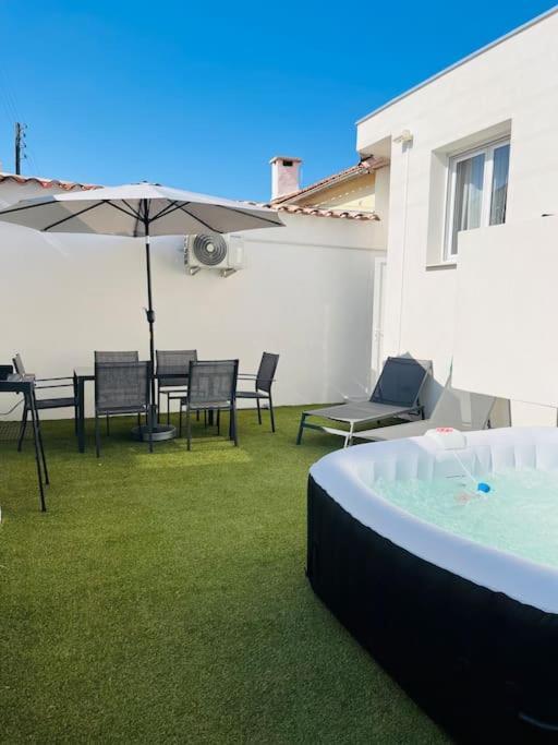 Maison 4 Personnes Avec Jacuzzi Marignane Exteriör bild
